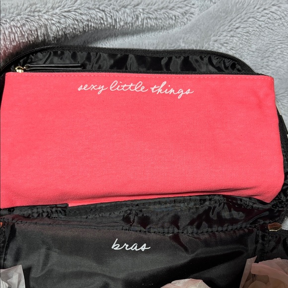 Victoria's Secret Travel bag for intimate items - Picture 4 of 5
